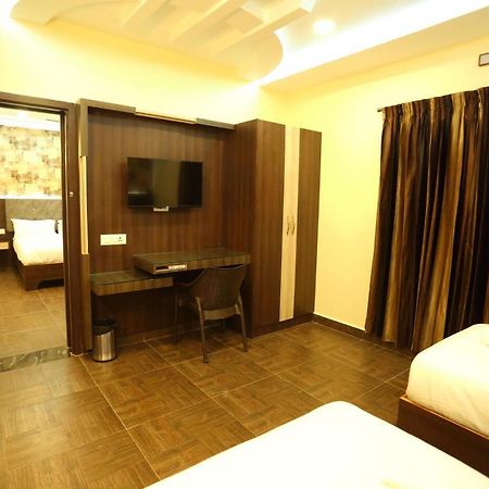 Vedha Residency Hotel Tiruvannamalai Exterior photo