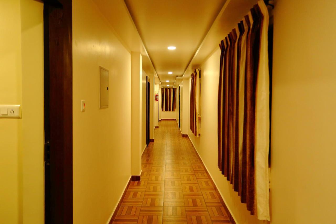Vedha Residency Hotel Tiruvannamalai Exterior photo